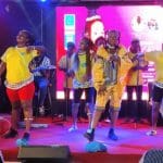 Tché-Yèrô présente un nouveau titre et un clip lors d&rsquo;un concert à Ouagadougou