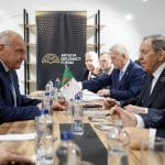 Lavrov et le ministre algérien abordent le Sahel et le Proche-Orient