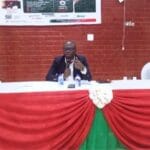 Étudiants burkinabè réfléchissent aux achats durables pour le contenu local
