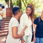 Bourses Queen Elizabeth Commonwealth : appel à candidatures pour un master