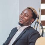 Moussa Petit Sergent : humour, pauvreté et chagrin d&rsquo;amour