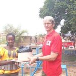 Burkina : 20 enfants vulnérables reçoivent des kits professionnels