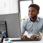 Développeur Web & Cadreur Monteur Motion Designer (2 postes)