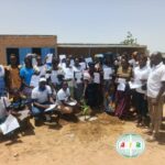 Burkina : des diplômés du CQP plantent un arbre par reçu