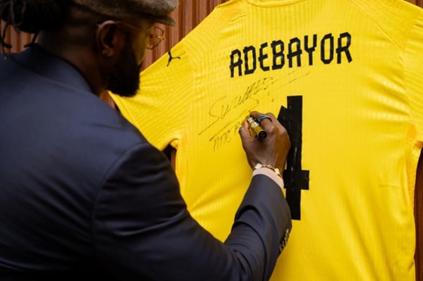 Emmanuel Adebayor devient ambassadeur du Togo pour Belgrade 2027