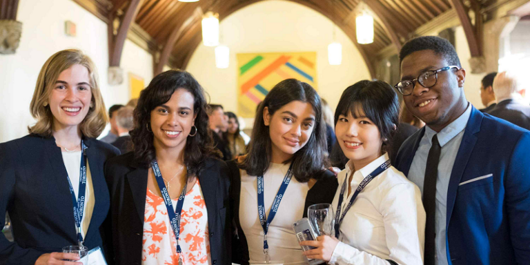 Bourses Pearson 2027 Université de Toronto – 15 octobre 2026