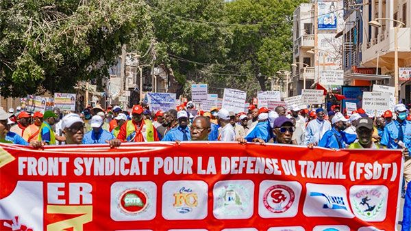 Grève générale au Sénégal : le président Faye face aux syndicats