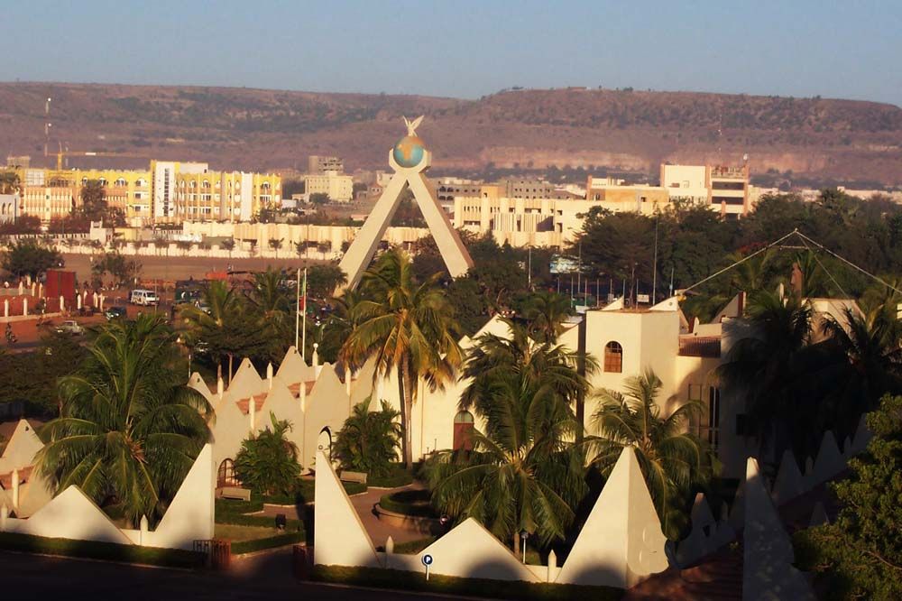 Visite du chef du renseignement ivoirien au Mali le 15 octobre 2026